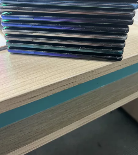 华为mate20手机， 6+64G 无账号...
