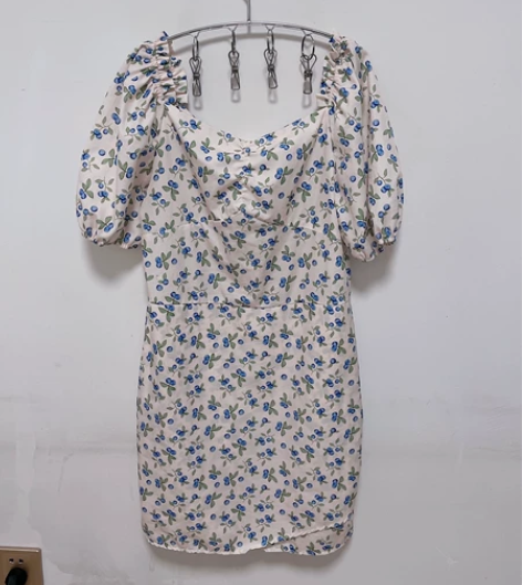 白色碎花裙小个子夏季温柔裙子方领泡泡袖桔梗...