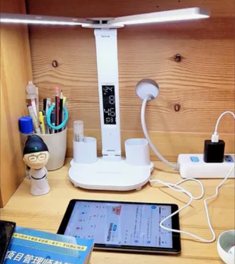 【全新包邮】鑫诺仕国AAA级台灯护眼灯LE...