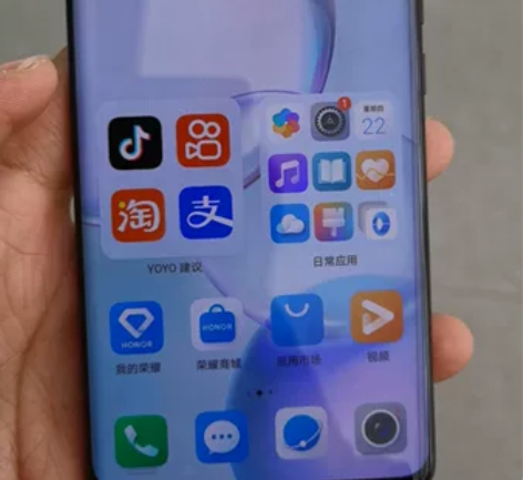 荣耀50(8+256)黑色,成色9成新,换...