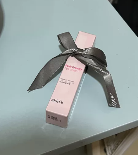 Pink Energy眼霜,别人送的,全新...