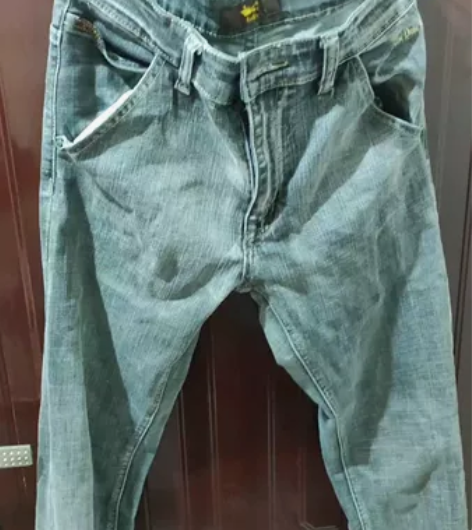 牛仔裤，小脚裤，有弹性，29码，适合冬天穿...
