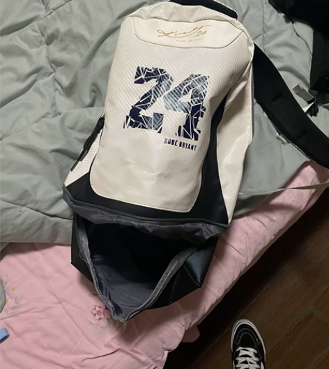 打篮球装篮球用也可以当书包装篮球在装其他的...