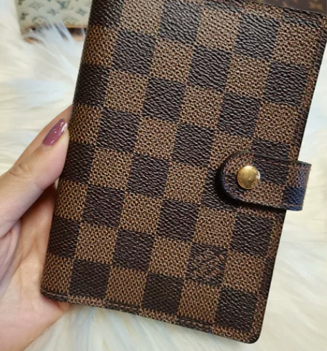 lv棋盘格日本中古款手账本 护照夹 笔记本...