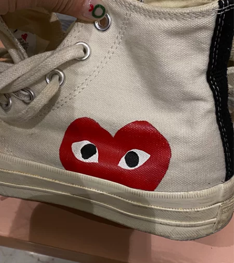 play白色帆布鞋,36码,购于美国,有轻...