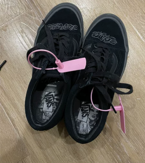 vans x nbhd联名，39尺码，搭配...