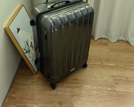 全新28寸灰色可扩展拉链款行李箱旅行箱 海...