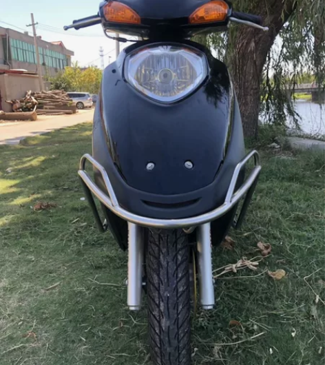 豪爵 宇钻125cc 二手踏板车一千多公里...