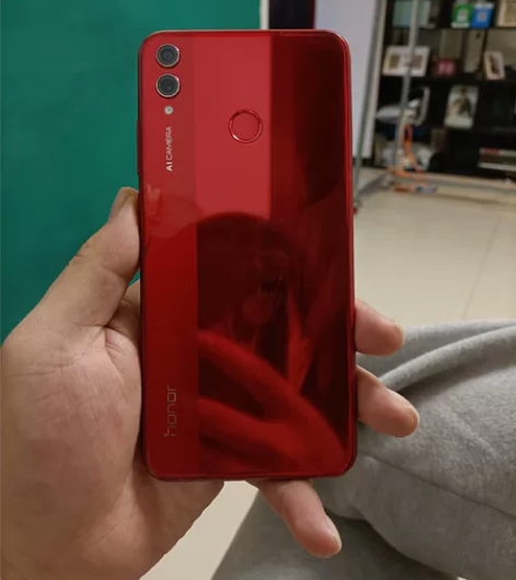 荣耀8x 屏坏点不动 售出不退不换 感兴...