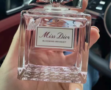 Dior 花漾甜心香水 感兴趣的私信我 家...