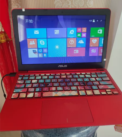 华硕x205T笔记本电脑固态硬盘32g,上...