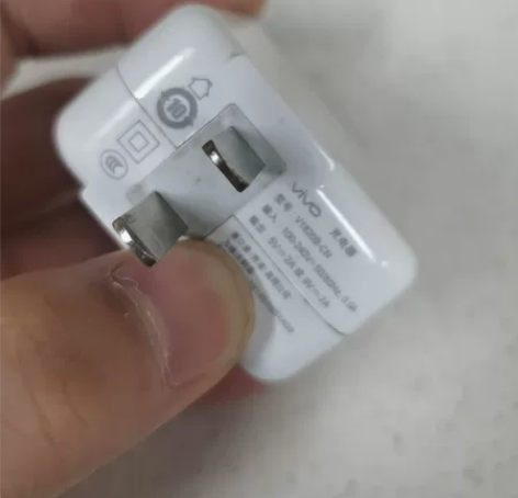 充电头闲置 感兴趣的话点“我想要”和我私聊...