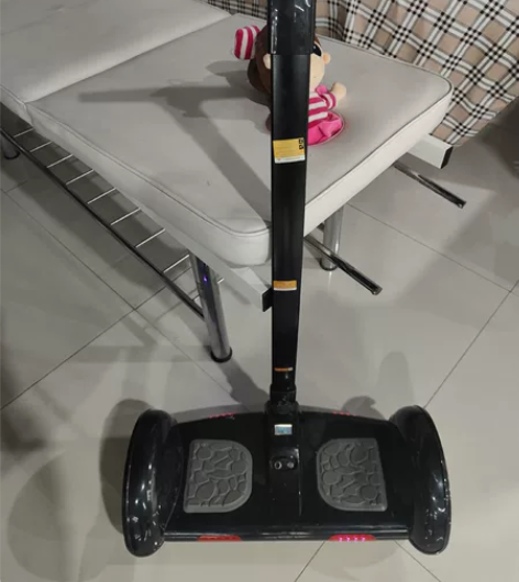 龙吟思维车,九成新,只试骑了一下。实物拍摄...