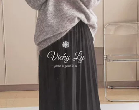 Vicky Ly-2022年新款韩版复古褶...