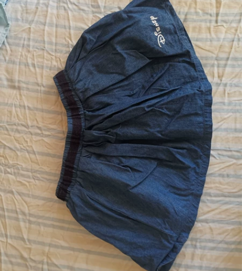 正品迪士尼儿童纯棉牛仔风裙裤 布料柔软，尺...