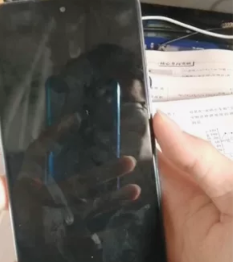 红米k40 12+256 感兴趣的话点“我...