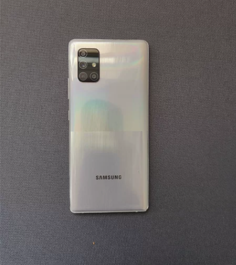 三星A71 5g,8+128。女友自用。右...