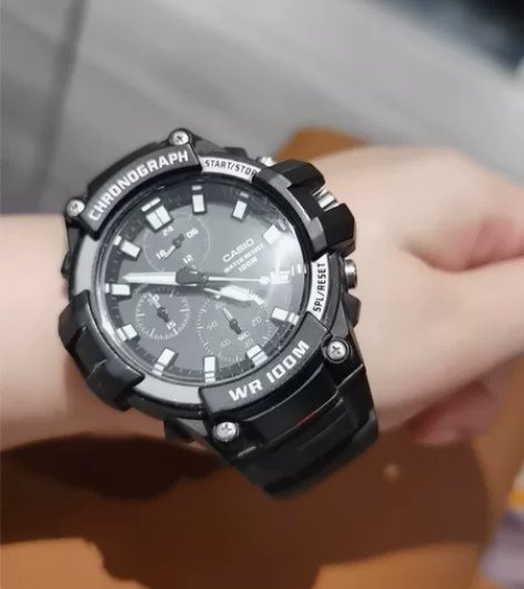 卡西欧电子手表，戴过一两次。功能完好 感兴...