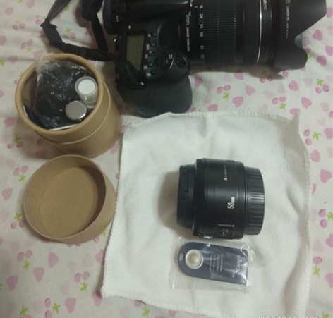 出自用九成新佳能70D单反相机，带原装九成...