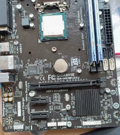 技嘉(GIGABYTE)H81M-DS2主...