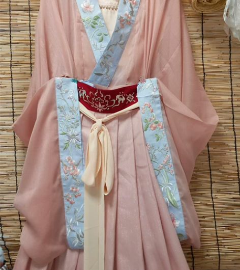 魏晋风汉服混搭 混搭一套魏晋风，实物绝美。...