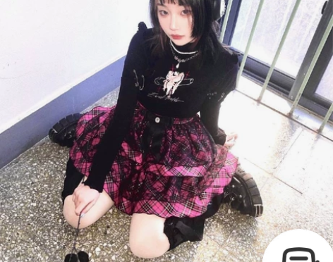 亚文化玫瑰蕾丝网蛋糕裙 全新仅试穿，没下过...