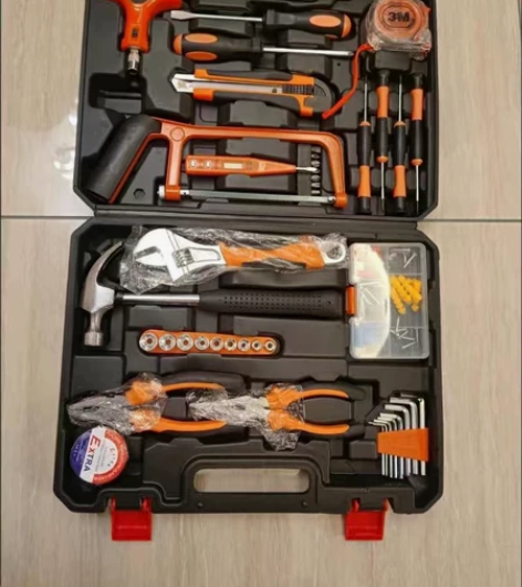 闲置 82件套安捷顺家用多功能手动五金工具...