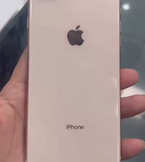苹果8plus 64G国行金色  成色一般...