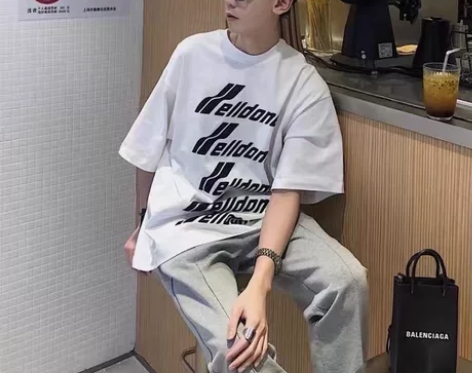 welldone2021新款弹幕T恤圆领短...