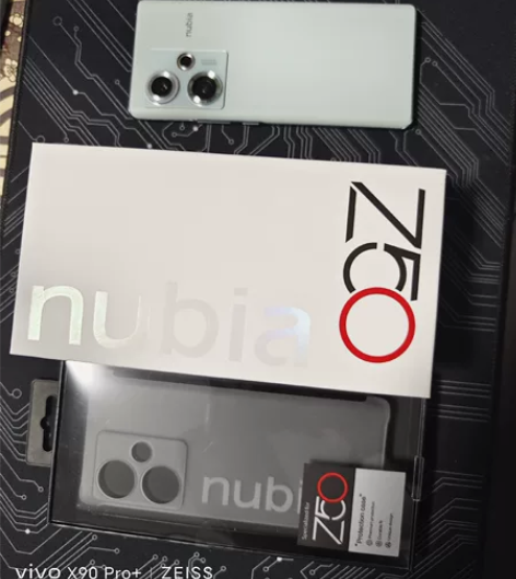 努比亚z50青色素皮12+512 最轻的版...