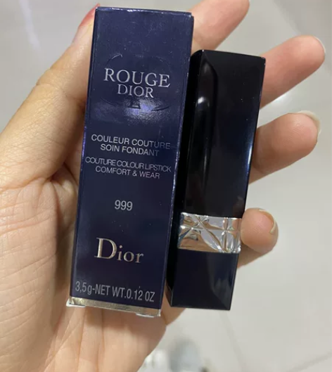 迪奥黑管口红热卖色 999/888，五年效...