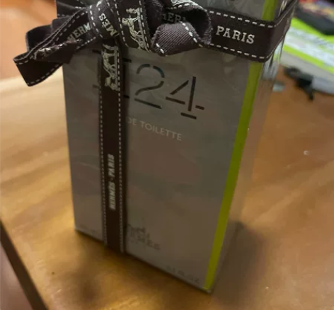 爱马仕律动香水，使用期至2024年11月1...