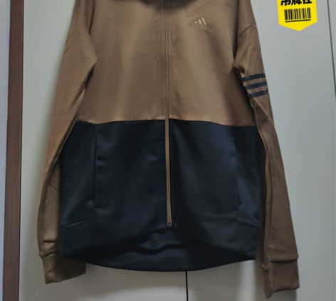 品牌：Adidas 阿迪达斯 (男款XS码...