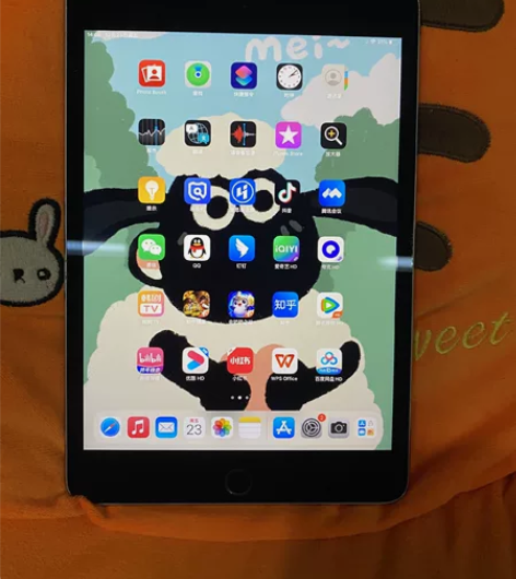 出一台全新的苹果ipad mini4 平板...