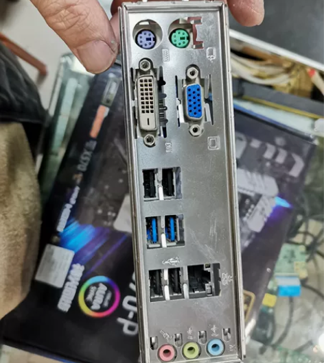 华硕p8b75-v 主板一个 测试OK,放...