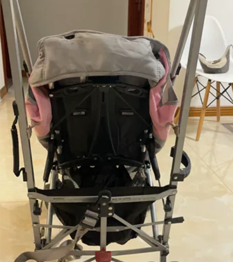 闲置玛格罗兰伞车，遮阳伞都在。大品牌，功能...