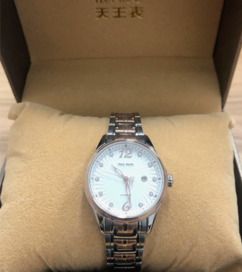 天王表腕表专柜正品男女 。只戴过两次。保护...