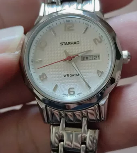 STARHAO星豪女士石英表 品相如图。走...