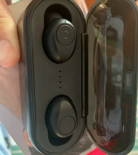 夏新蓝牙耳机 七成新…明显使用痕迹Amoi...