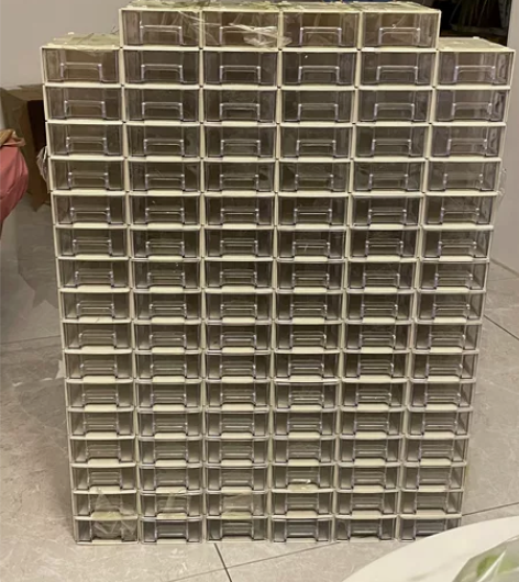 收纳盒100个，拼好的基本全新 感兴趣的话...