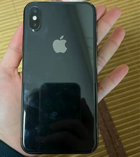 出自用iPhone X 64g 国行 拍照...
