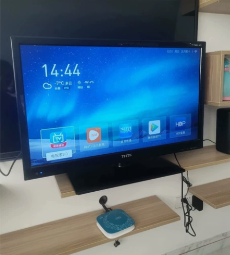 清华同方32寸2k高清LED电视 32寸2...