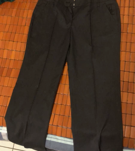 女性职业装,裤子 感兴趣的话点“我想要”和...