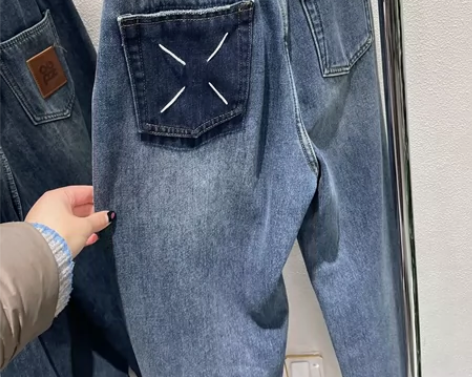 加绒直筒牛仔裤 s码 实物比图片好看 拖地...