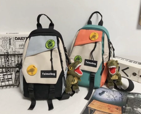 【网店甩卖】潮牌日系胸包男士ins简约单肩...