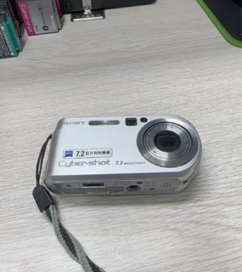 索尼数码相机 DSC-P200 实物拍摄，...