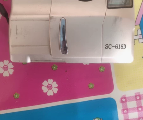 海鸥相机 SC-618D    闪光灯好用...