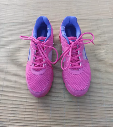 37码李宁运动鞋 鞋子八成新以上，保证正品...