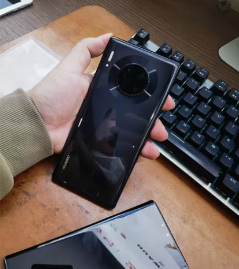 华为mate30Pro 8+128...