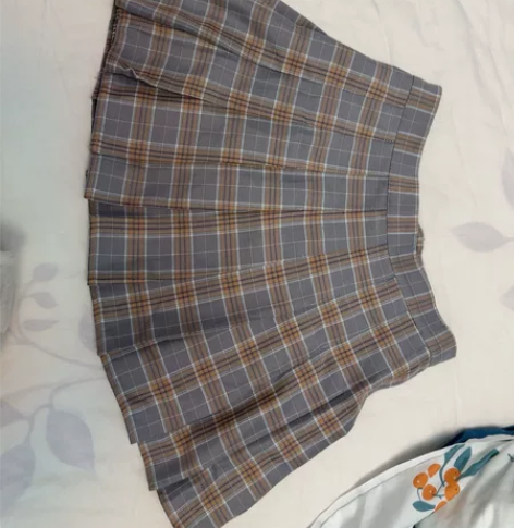 学生裙 感兴趣的话点“我想要”和我私聊吧～...